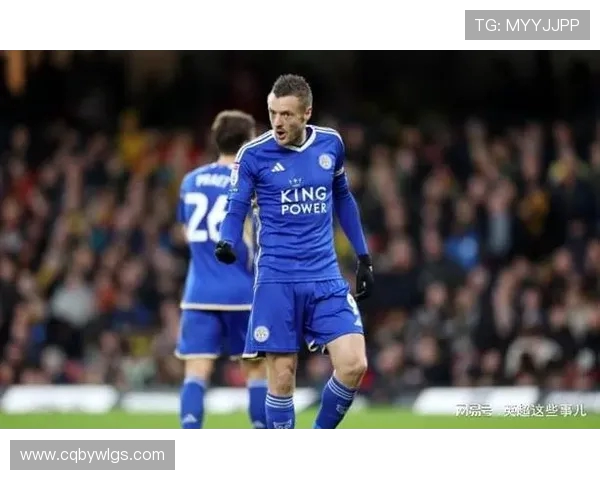 南京足球队以63分领跑精英赛积分榜展现强大实力和竞争优势