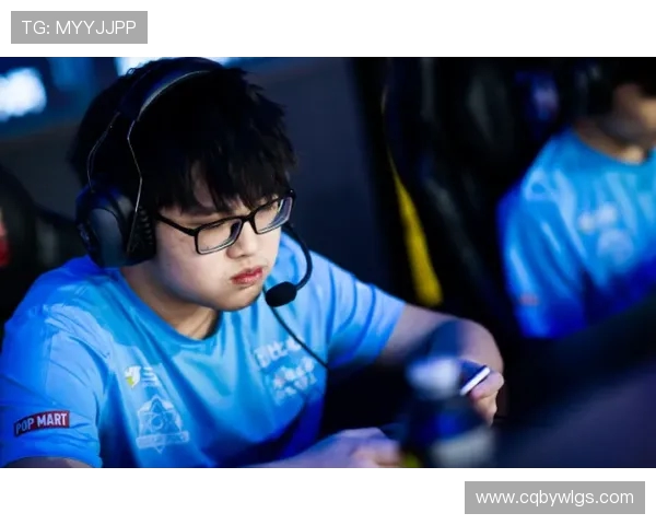 南京飞盘队在滑板精英赛中的默契配合与精彩表现分析