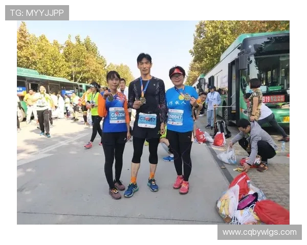 张伟专访：滑板人生的起伏与坚持的故事分享