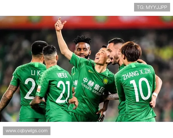 武汉足球队在全运会积分榜上以53分稳居第一名引发关注