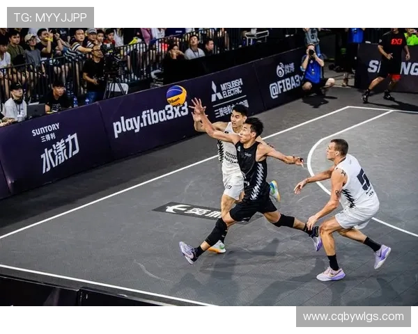 中国国家蓝球队迎战美国队决战篮球巅峰展现实力与激情