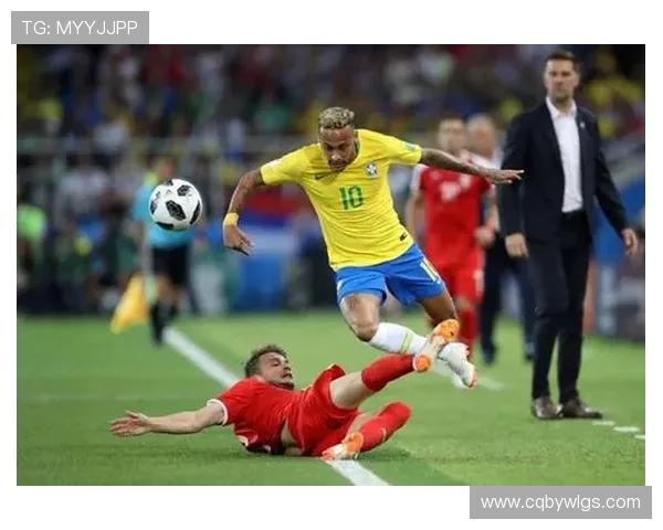 俄罗斯与巴西足球对决分析及战术解析探讨