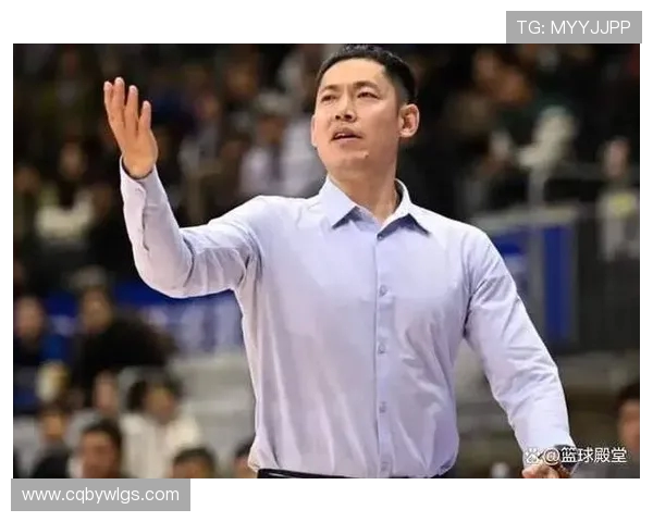 张庆鹏:从篮球场上的明星到人生舞台的多面手之路探索 张庆鹏:从篮球场上的明星到人生舞台的多面手之路探索