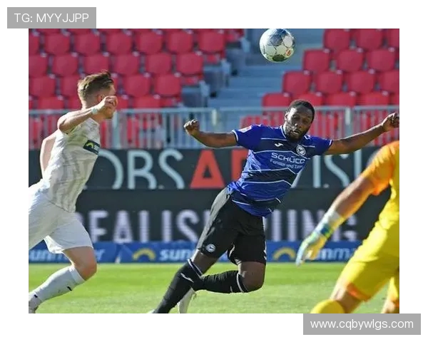 比勒菲尔德与德累斯顿精彩对决直播全程回顾与分析