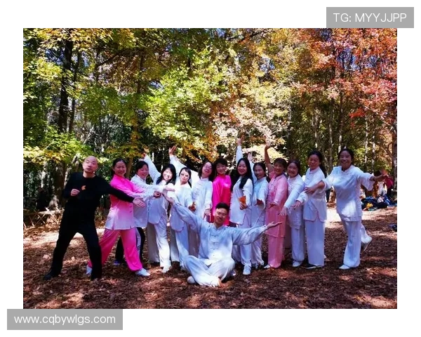 皇家社会与希洪对决结果揭晓精彩瞬间回顾与分析 皇家社会与希洪对决结果揭晓精彩瞬间回顾与分析