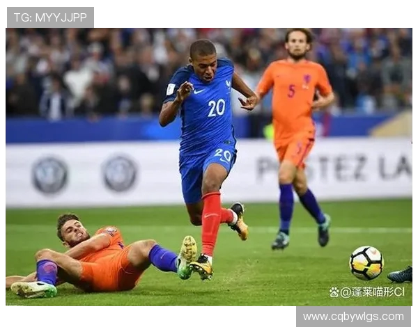 荷兰与法国足球对决历史回顾与战术分析探讨