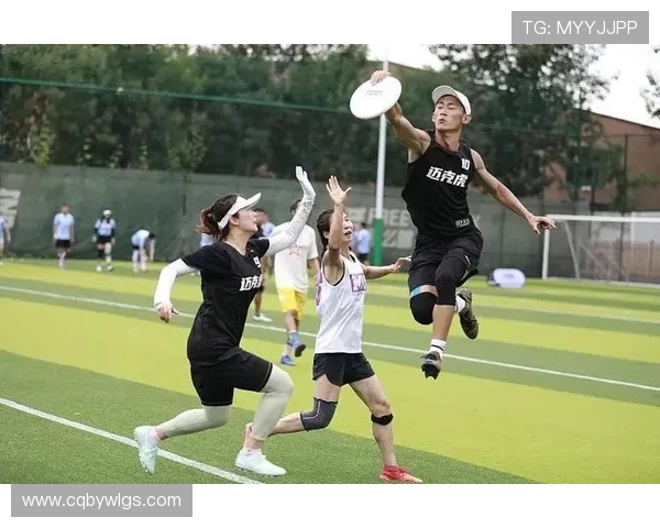 重庆飞盘队在世界滑板锦标赛中的比赛经验与表现分析 重庆飞盘队在世界滑板锦标赛中的比赛经验与表现分析