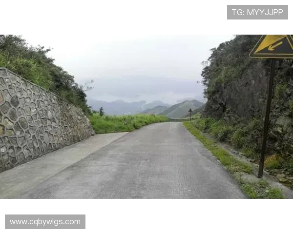 黄伟独家分享攀岩心得与技巧助你征服高峰挑战自我极限