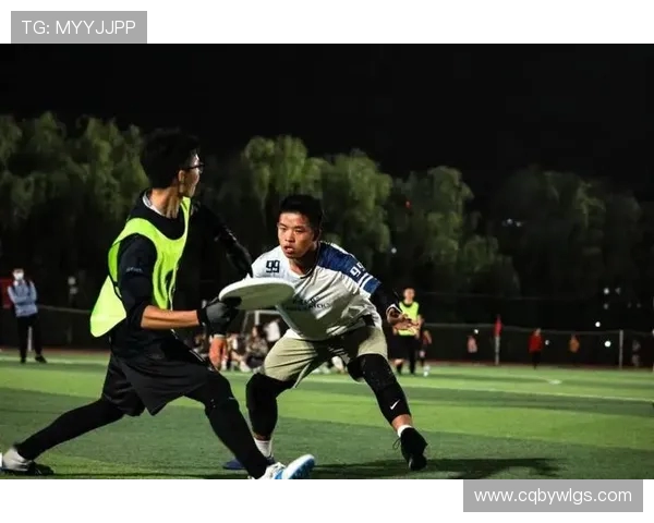 广州飞盘队在全国速度排行榜中荣获第六名展现出强劲实力与团队合作精神